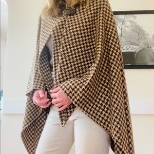 Ralph Lauren Shoulder Buckle Cape.